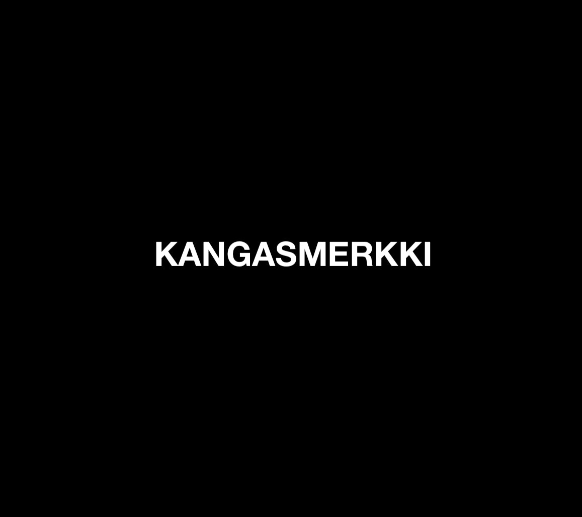 UUTUUS! Karri Koira logo kangasmerkki pyöreä